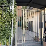 Lejlighed Xenia - Cozy 10 Min From Linate Milano