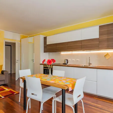Xenia - Cozy 10 Min From Linate Apartamento Milán