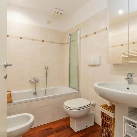Xenia - Cozy 10 Min From Linate Apartamento Milán